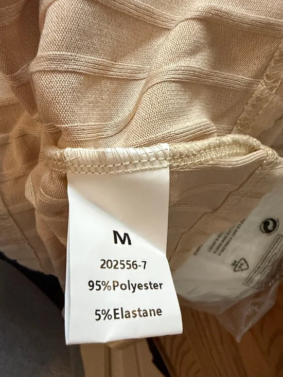 Ribbed V-Neck Short Sleeve Top - 4 colors - Picture 6 of 6